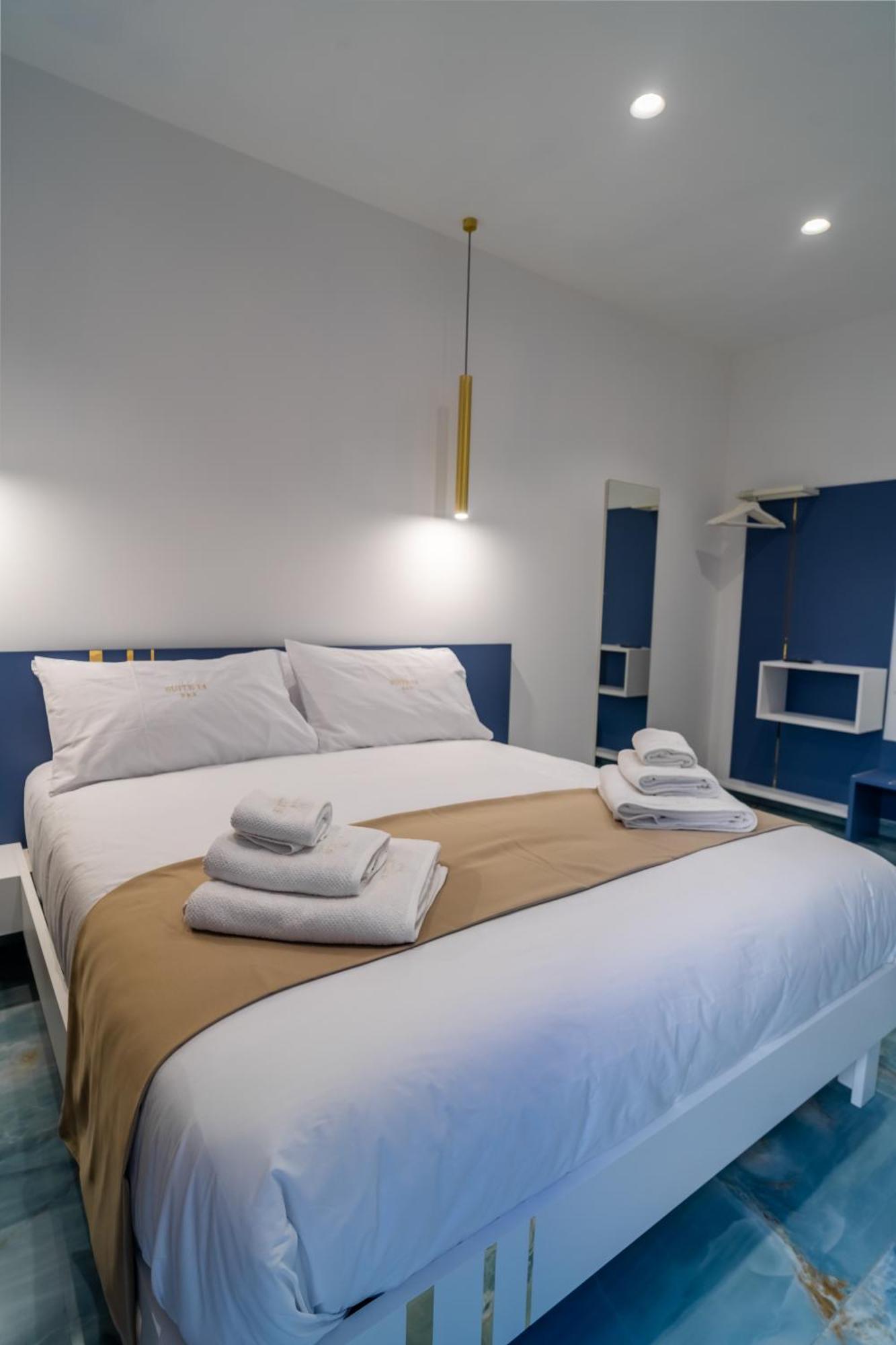 Suite 14 Scalea Exterior foto